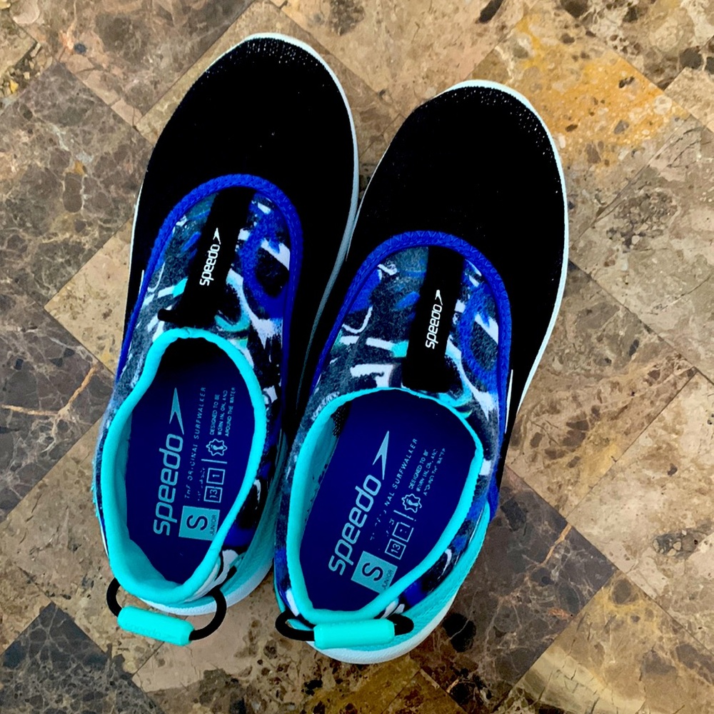boys water shoes